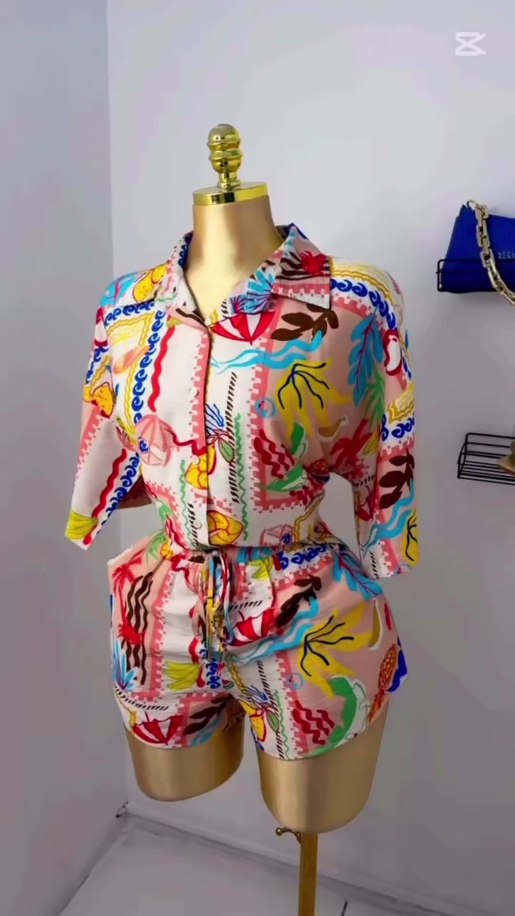 Tropical shorts set
